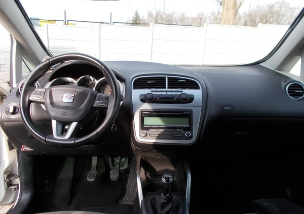 Seat Altea XL cena 18900 przebieg: 147000, rok produkcji 2011 z Radomsko małe 16
